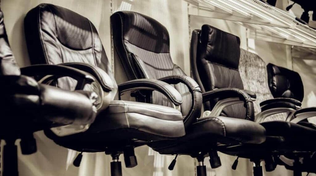Difference between office chair and task chair brandingFlex