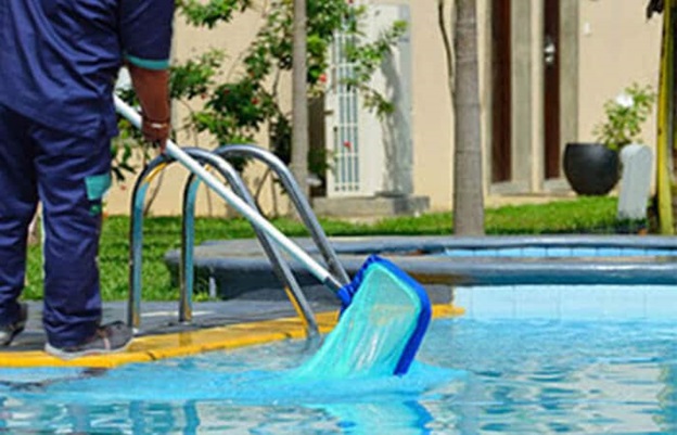 how to clean a green swimming pool