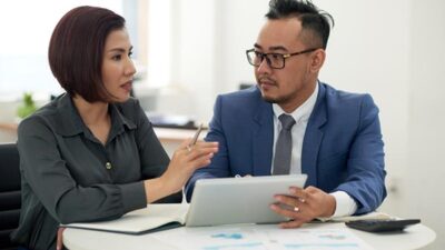 7 Reasons to Consider Flexible Insurance and Investment Plans